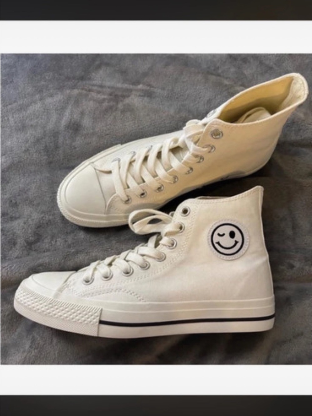 White High-Top Canvas Sneakers with Smiley Patch - women’s